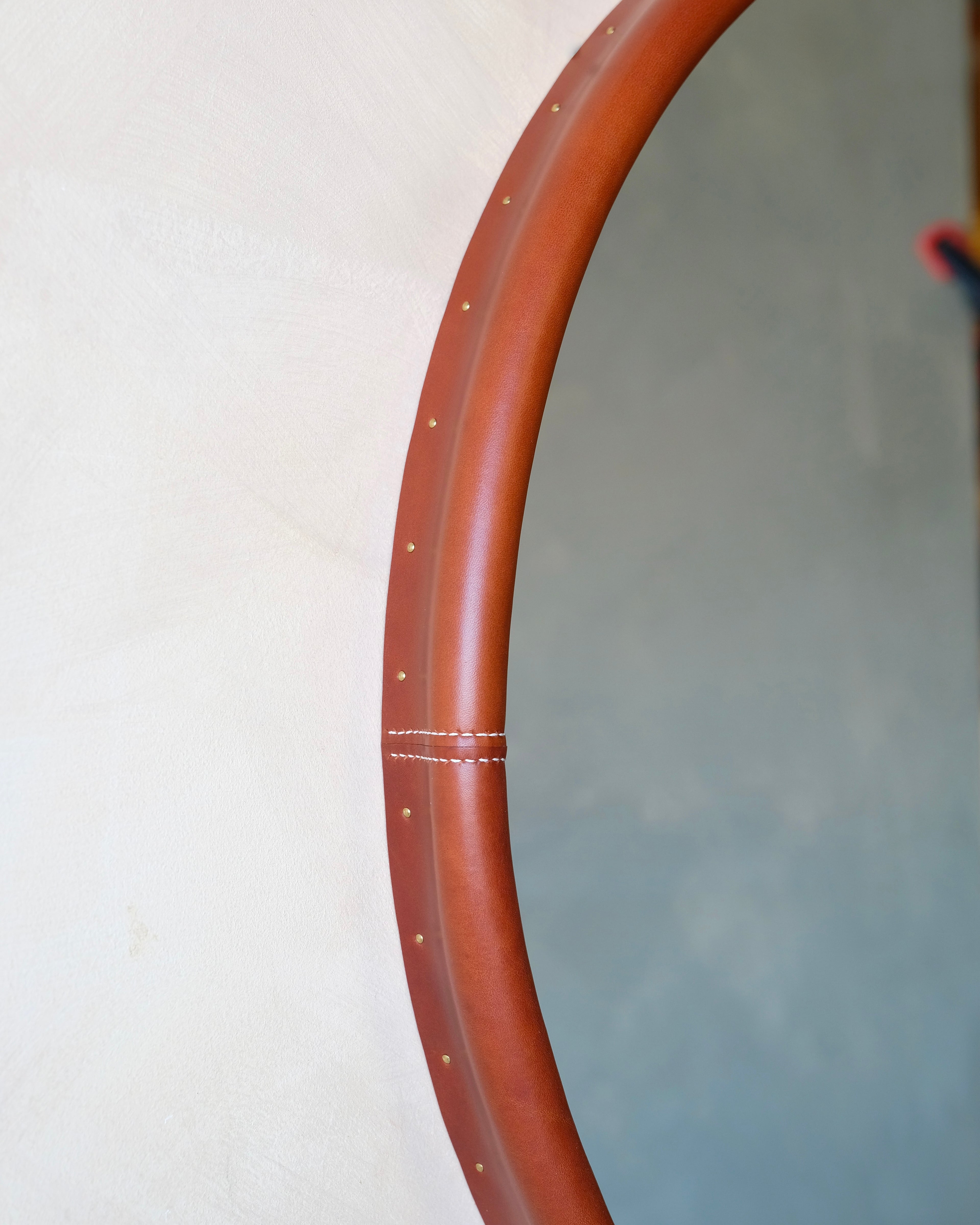 Circle Bolster Mirror