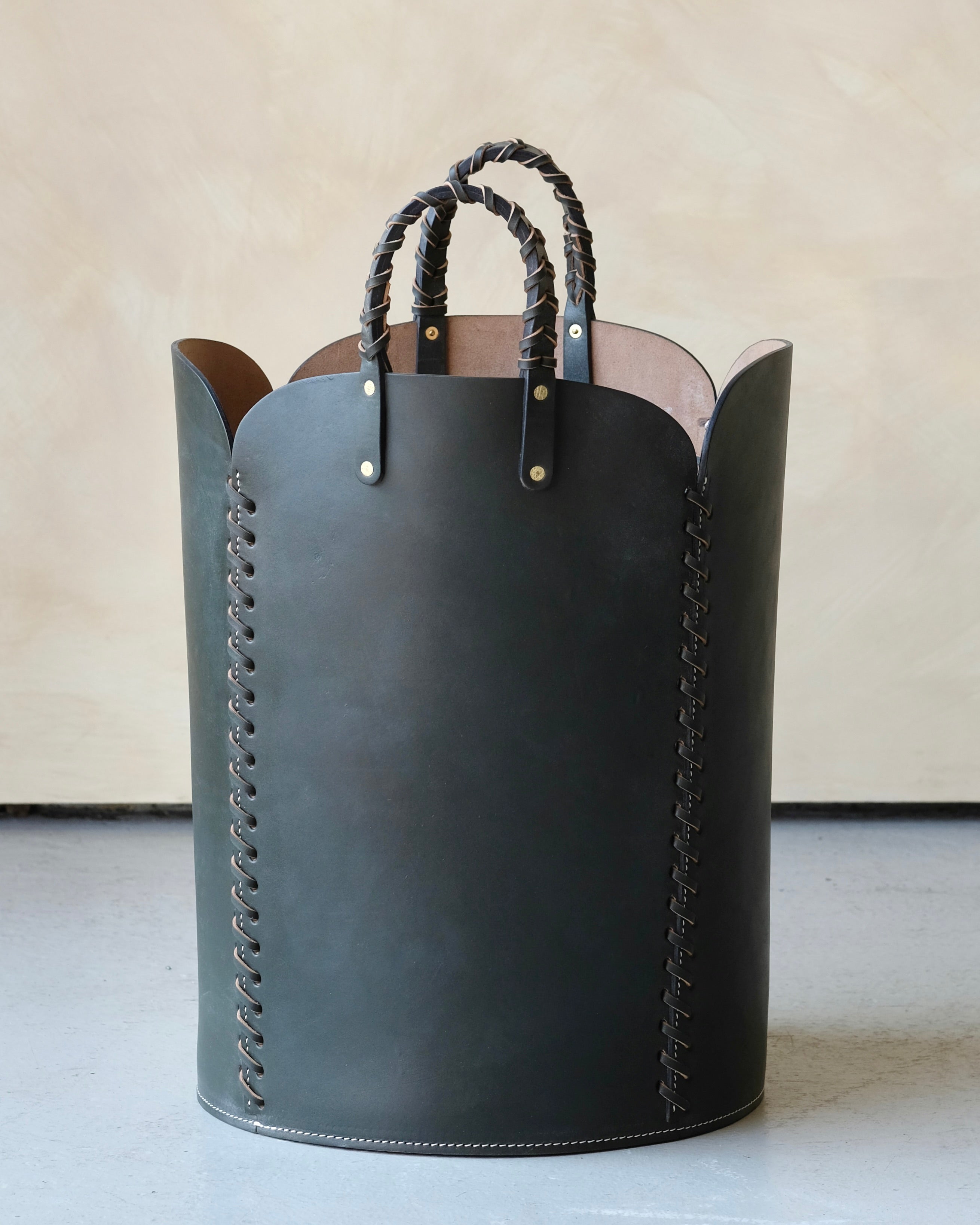 Quarto Leather Utility Basket