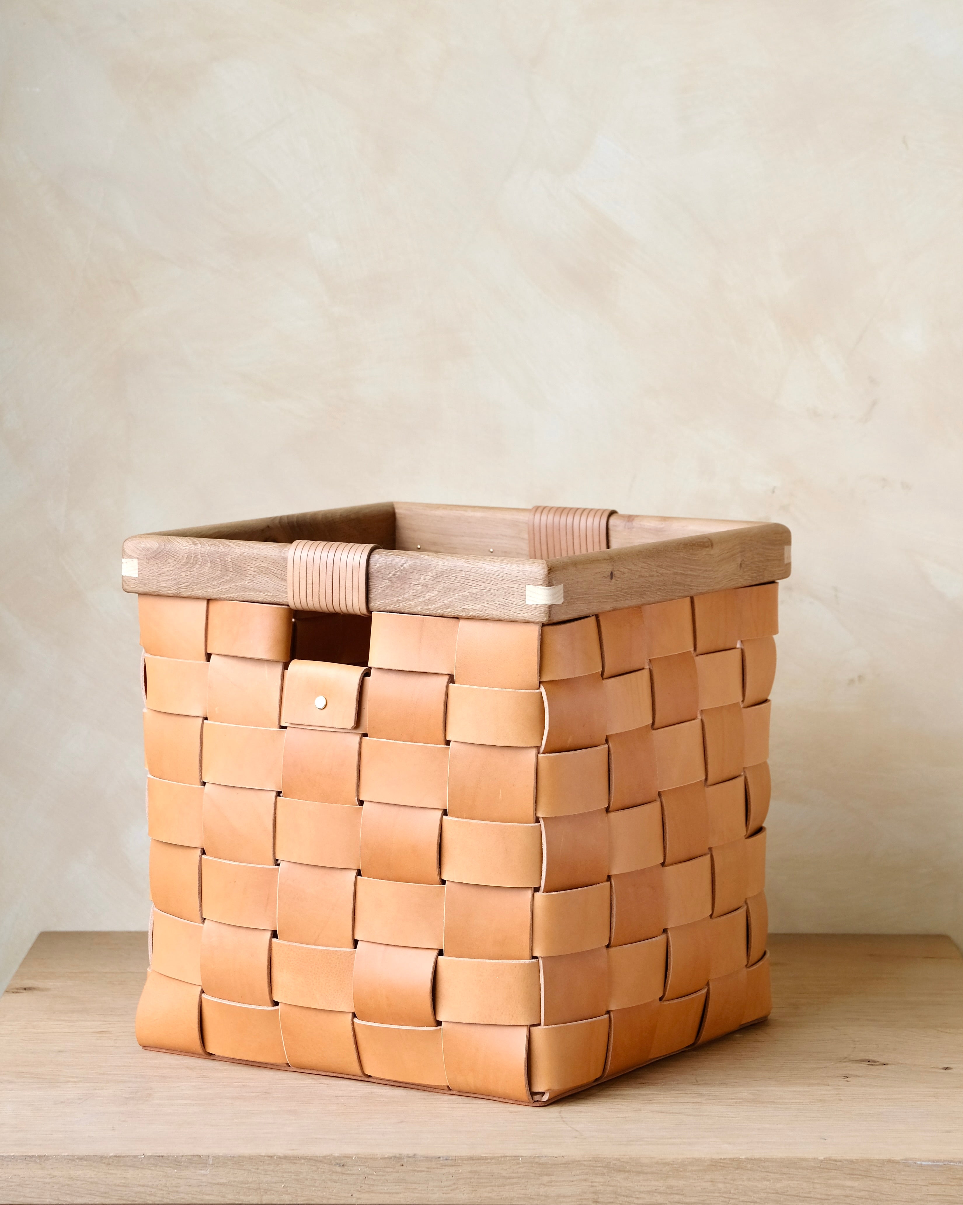 Medium Seron Woven Basket