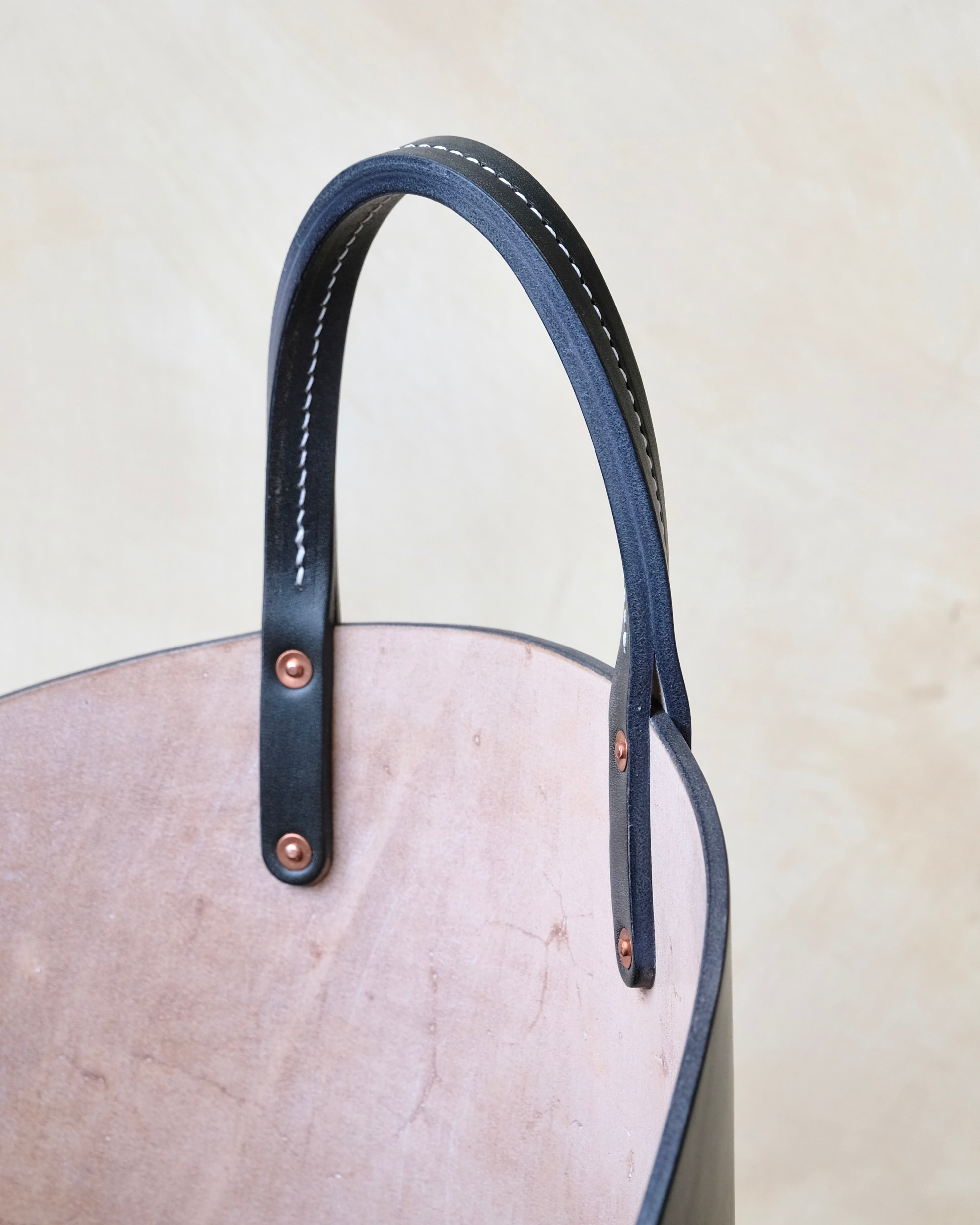 Medium Leather Log Basket