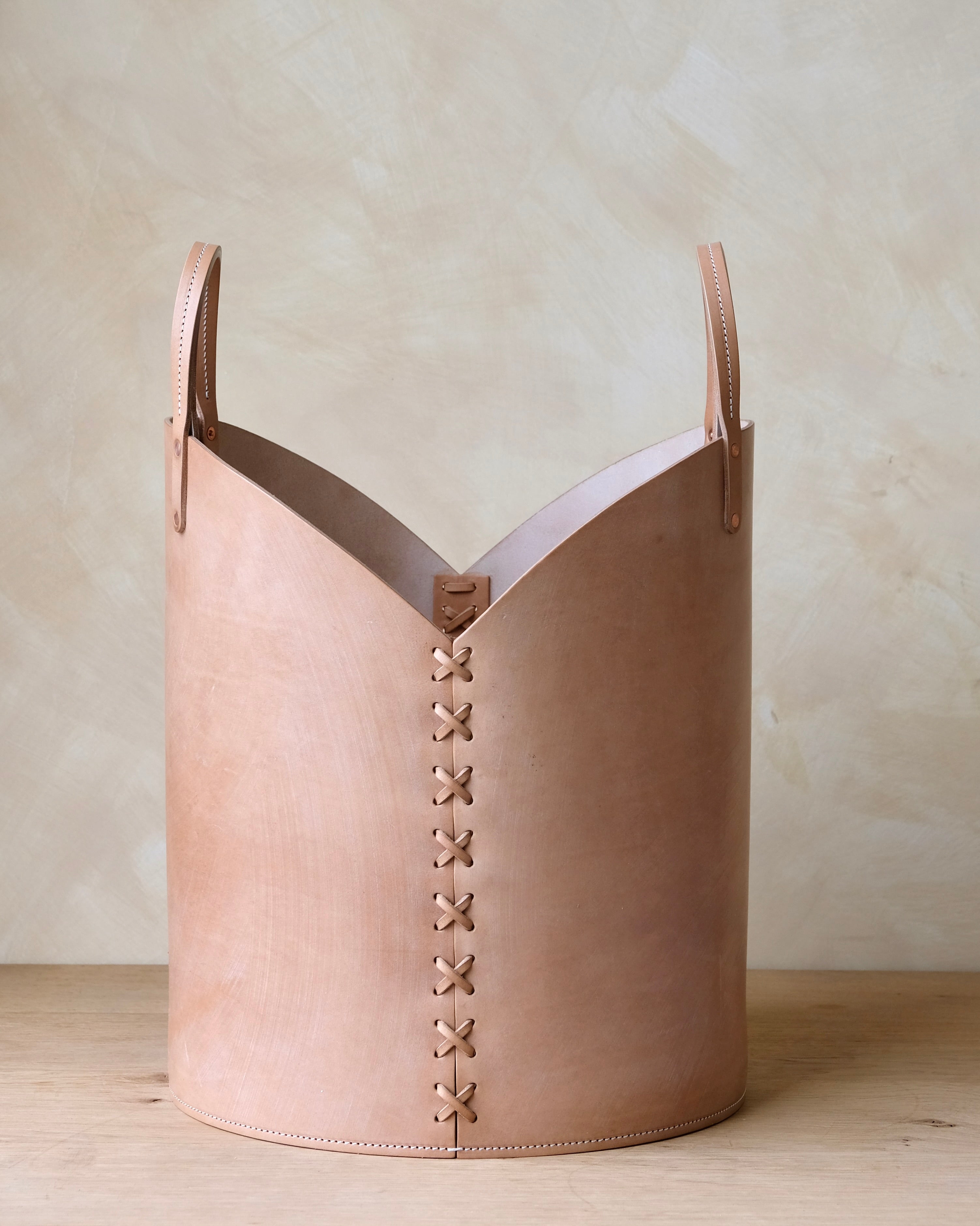 Medium Leather Log Basket